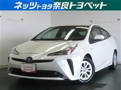 トヨタ プリウス S