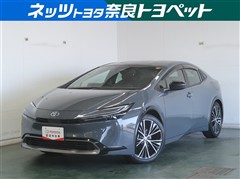 トヨタ　プリウス Z