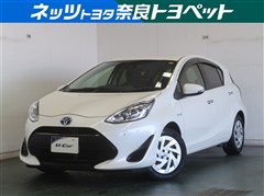 トヨタ　アクア S スタイルブラック