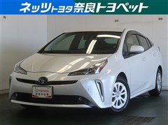 トヨタ プリウス Sセーフティプラス2