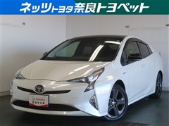 トヨタ プリウス Sセーフティプラスツートン