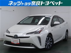 トヨタ　プリウス A