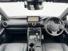 IS300h ヒョウジュン