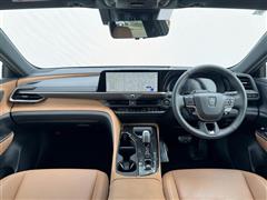 クラウンスポーツHV Z