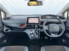 シエンタ ファンベースG クエロ