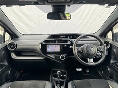 アクアG GRスポーツ17インチPKG