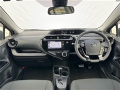 アクア Sスタイルブラック