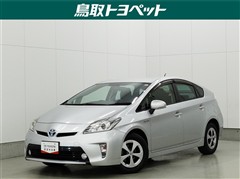 トヨタ　プリウス S