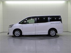 ヴォクシー ハイブリッド V