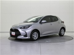 ヤリス ハイブリッド X