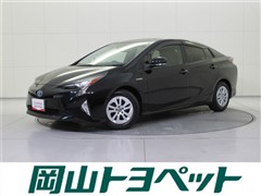 トヨタ プリウス S Safety Plus