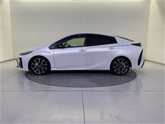 プリウスPHEV S GRスポーツ