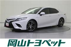 トヨタ カムリ WS レザーパッケージ