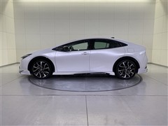 プリウスPHV Z