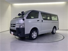 ハイエースバン DX