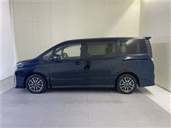 ヴォクシー ZS
