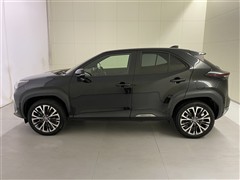 ヤリスクロス Z