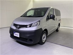 NV200バネットバン DX