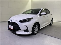 ヤリス ハイブリッド X