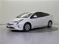 プリウス Sセーフティープラス