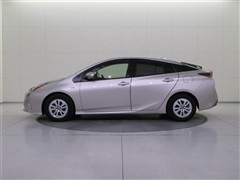 プリウス S セーフティープラス