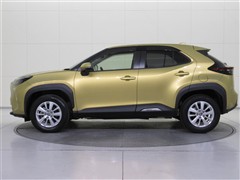 ヤリスクロス ハイブリッド G