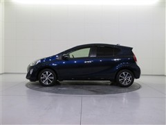 アクア S スタイル ブラック