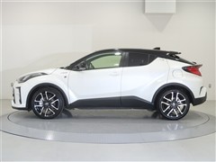 C-HR S GRスポーツ