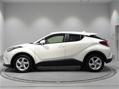 C-HR HEV S LEDパッケーシ