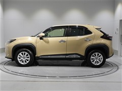 ヤリスクロス ハイブリッド G