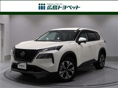日産　エクストレイル X E-4ORCE