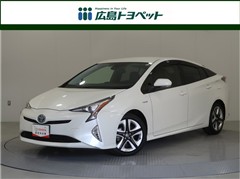 トヨタ　プリウスSツーリングセレクション
