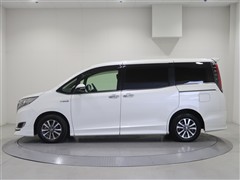 エスクァイアHV GIプレミアムPBT