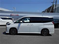 ノア ハイブリッド S-Z