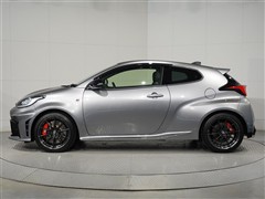 GRヤリス RZハイパフォーマンス