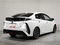 プリウスPHV S GRスポーツ