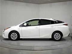 プリウス S セーフティプラス