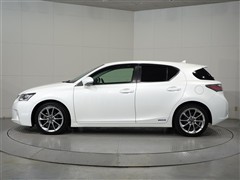 CT200h クリエイティブ