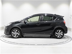 アクア クロスオーバー