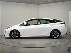 プリウス S ツーリングセレクション