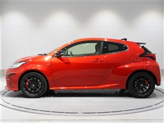 GRヤリス RZ ハイパフォーマンス