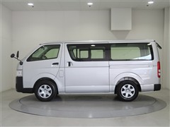 ハイエースバン DX