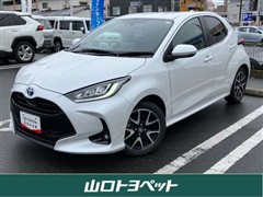 トヨタ　ヤリス Z