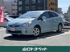 トヨタ プリウス S