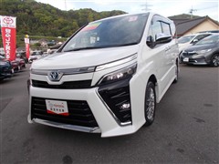 トヨタ ヴォクシー HV ZS キラメキ3