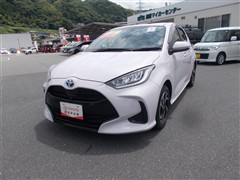 トヨタ ヤリス ハイブリッド Z