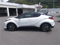 C-HR S-T GRスポーツ