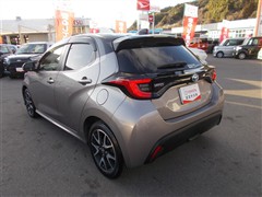 ヤリス ハイブリッド Z