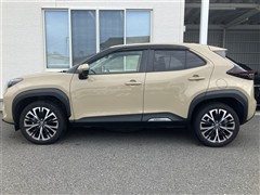 ヤリスクロス ハイブリッド G