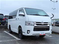 ハイエース S-GL ダークプライム
